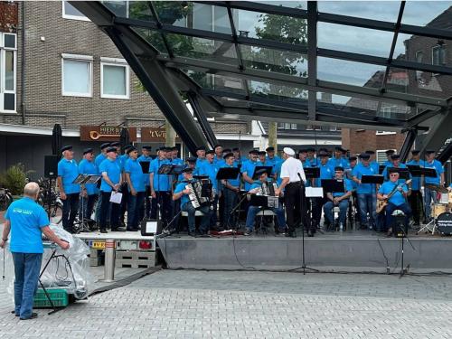 hu 4 20230508 1072372173